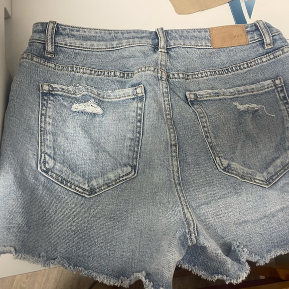 BKE brand shorts distressed - Picture 1 of 3